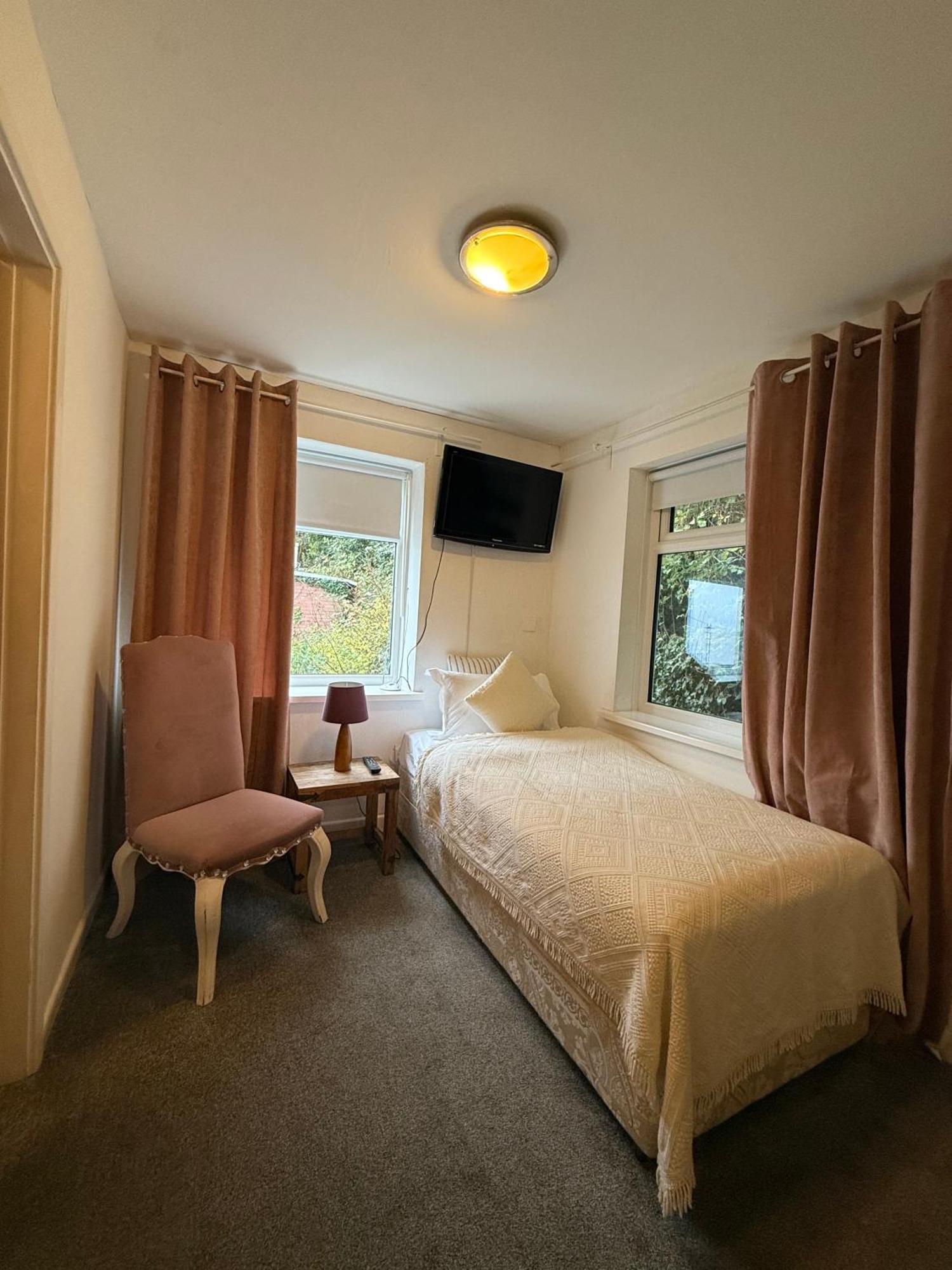 Sids Restaurant And Bar With Rooms Cardiff Dış mekan fotoğraf